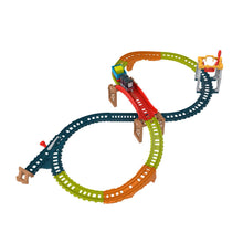 Încarcă imaginea în Galerie, Fisher Price Thomas Set de Joaca cu Locomotiva Push Along Diesel