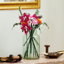 Încarcă imaginea în Galerie, Lego Botanicals Buchet de Flori Roz