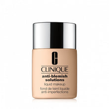 Încarcă imaginea în Galerie, Clinique Acne Foundation CN10 Alabaster 30ml - Fond de Ten