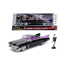 Încarcă imaginea în Galerie, Jada Toys Dc Comics Bombshells 1959 Cadillac Cat Woman
