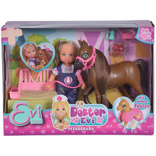 Încarcă imaginea în Galerie, Steffi Love Papusa Evi Medic Veterinar cu Calut si Manz