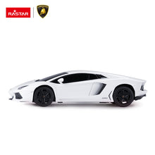 Încarcă imaginea în Galerie, Rastar Masina cu Telecomanda lamborghini Aventador Alb