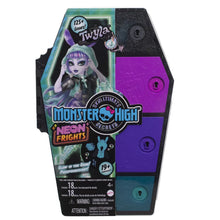 Încarcă imaginea în Galerie, Monster High Neon Frights Papusa Twyla