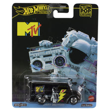 Încarcă imaginea în Galerie, Hot Wheels - Pop Culture Masinuta Metalica Dairy Delivery MTV