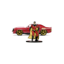 Încarcă imaginea în Galerie, Jada Toys Batman Set Figurina Robin si Masinuta Metalica Chevrolet Camaro 1967