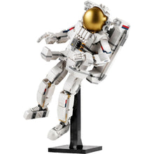Încarcă imaginea în Galerie, Lego Creator 3In1 Astronaut