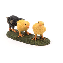 Încarcă imaginea în Galerie, Papo Prietenii de la Ferma Figurina Puisori de Gaina