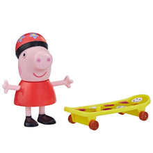 Încarcă imaginea în Galerie, Peppa Pig Figurina Prietenii Amuzanti Peppa Pig cu Skateboard 7cm