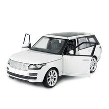Încarcă imaginea în Galerie, Rastar Masinuta Metalica Range Rover Alb