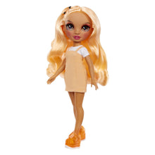 Încarcă imaginea în Galerie, Rainbow High Papusa Fashionista Georgia Bloom