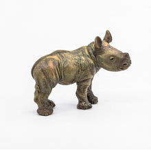 Încarcă imaginea în Galerie, Papo Animale Salbatice Figurina Pui de Rinocer