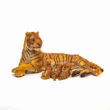 Încarcă imaginea în Galerie, Papo Animale Salbatice Figurina Tigru cu 3 Pui