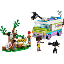 Încarcă imaginea în Galerie, Lego Friends Studioul Mobil de Stiri