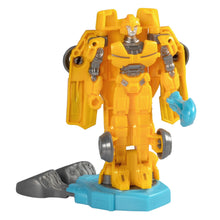 Încarcă imaginea în Galerie, Transformers One Robot Battlers Figurina Bumblebee B127 11.5cm