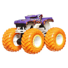 Încarcă imaginea în Galerie, Hot Wheels Monster Truck Glow in The Dark Masinuta Hotweiler