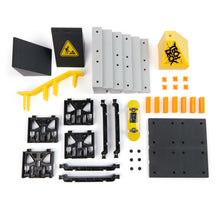 Încarcă imaginea în Galerie, Tech Deck Set Skate Park Pyramid Shredder