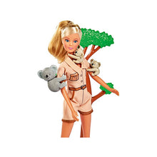 Încarcă imaginea în Galerie, Steffi Love Ingrijeste Ursul Koala