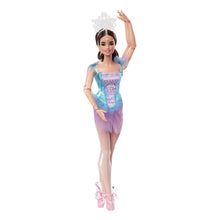 Încarcă imaginea în Galerie, Barbie Signature Papusa Dorinte De Balerina