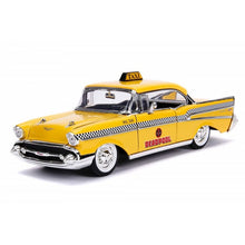 Încarcă imaginea în Galerie, Jada Toys Yellow Taxi Chevy 1957 Dead Pool