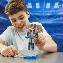 Încarcă imaginea în Galerie, Transformers One Robot Battlers Figurina Starscream 11.5cm