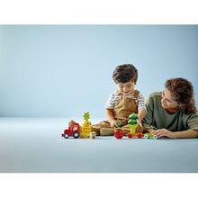 Încarcă imaginea în Galerie, Lego Duplo Tractorul cu Fructe si Legume