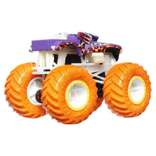 Încarcă imaginea în Galerie, Hot Wheels Monster Truck Glow in The Dark Masinuta Hotweiler