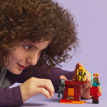 Încarcă imaginea în Galerie, Lego Minecraft Batalie Deasupra Lavei in Nether