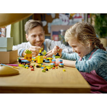 Încarcă imaginea în Galerie, Lego Classic Distractie Creativa cu Neoane