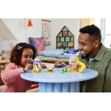 Încarcă imaginea în Galerie, Lego Gabby's Dollhouse Petrecerea in Gradina a Miau Zanei