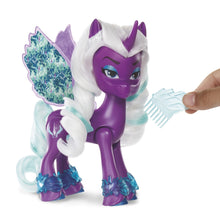 Încarcă imaginea în Galerie, My Little Pony Wing Surprise Opaline Arcana