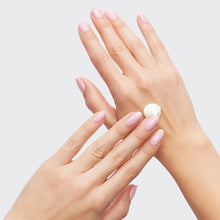 Încarcă imaginea în Galerie, OPI Nature Strong Moisture 250ml - Crema Pentur Maini si Picioare