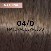 Încarcă imaginea în Galerie, Wella Professionals Shinefinity Zero Lift Glaze, 04/0 Natural Espresso - Vopsea Demipermanenta 60ml