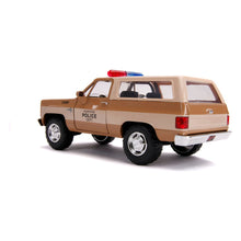 Încarcă imaginea în Galerie, Jada Toys Macheta Metalica 1980 Chevy Police K5