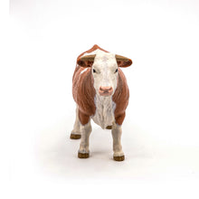 Încarcă imaginea în Galerie, Papo Prietenii de la Ferma Figurina Taur Simmental