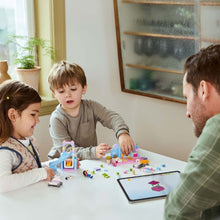 Încarcă imaginea în Galerie, Lego Gabby's Dollhouse Pisi-Cresa Ureche a lui Gabby