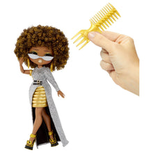 Încarcă imaginea în Galerie, LOL Surprise OMG Royal Bee Papusa Fashionista cu Accesorii