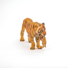 Încarcă imaginea în Galerie, Papo Animale Salbatice Figurina Tigru cu Pui