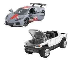 Încarcă imaginea în Galerie, Hot Wheels Set 2 Masinute Metalice Pull Back Gmc Hummer Ev si Corvette C8R