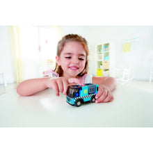 Încarcă imaginea în Galerie, Hape Masina de Politie cu Sirena