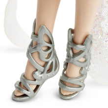 Încarcă imaginea în Galerie, Barbie Dreamtopia Papusa Zana Maseluta cu Aripi de Zana Bagheta si Geanta