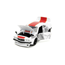 Încarcă imaginea în Galerie, Jada Toys One Punch Man Set Masinuta Metalica Mazda RX 3 si Figurina Saitama