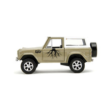 Încarcă imaginea în Galerie, Jada Toys Marvel Set Masinuta Metalica Ford Bronco si Figurina Groot