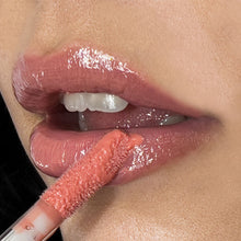 Încarcă imaginea în Galerie, Layla Cosmetics Glossami - Lip Gloss No 2 - Luciu de Buze Hidratant