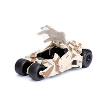 Încarcă imaginea în Galerie, Jada Toys Batman Batmobilul cu Figurina si Camuflaj