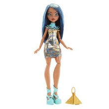 Încarcă imaginea în Galerie, Monster High Papusa Cleo Denile