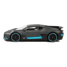 Încarcă imaginea în Galerie, Rastar Metal Masinuta Metalica Bugatti Divo II