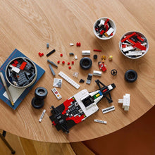 Încarcă imaginea în Galerie, Lego Iconics Mclaren Mp4/4 si Ayrton Senna