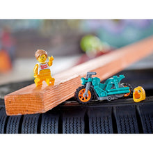 Încarcă imaginea în Galerie, Lego City Motocicleta de Cascadorii cu Gaina