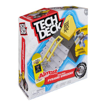 Încarcă imaginea în Galerie, Tech Deck Set Skate Park Pyramid Shredder