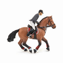 Încarcă imaginea în Galerie, Papo Rase de Cai si Ponei Figurina Cal Competitie cu Jocheu